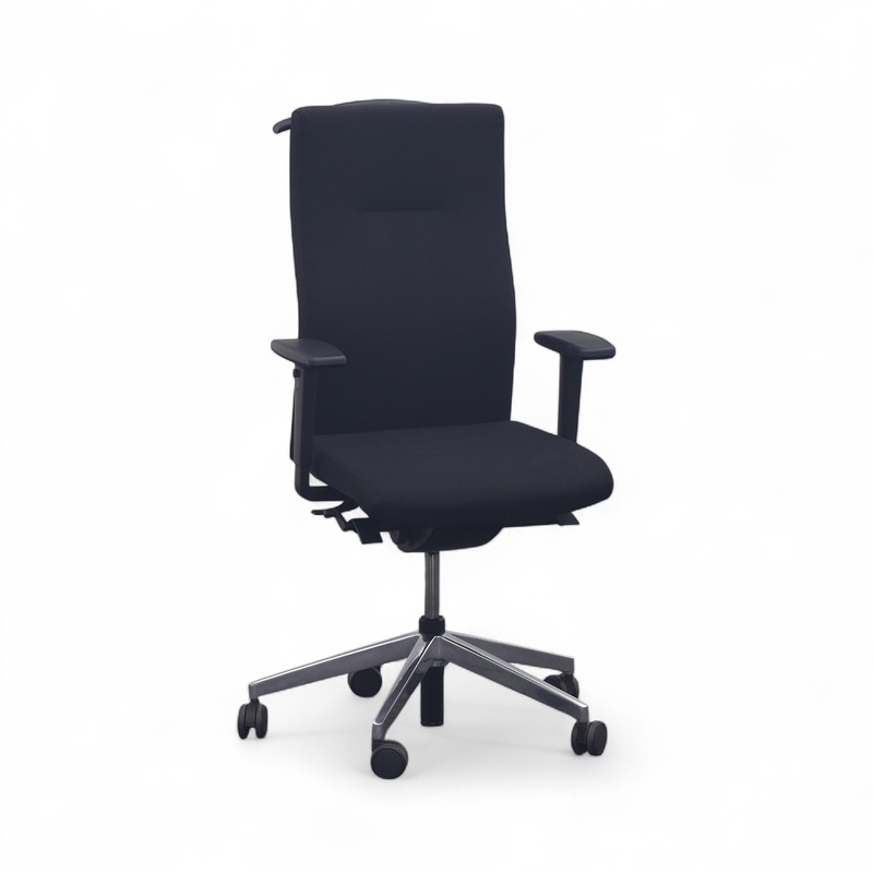 Image of Züco Cubo swivel chair with clothes hanger with 1D armrests, Black/Chrome-plated, Normal used, Ergonomic chair - ideal for flexible working