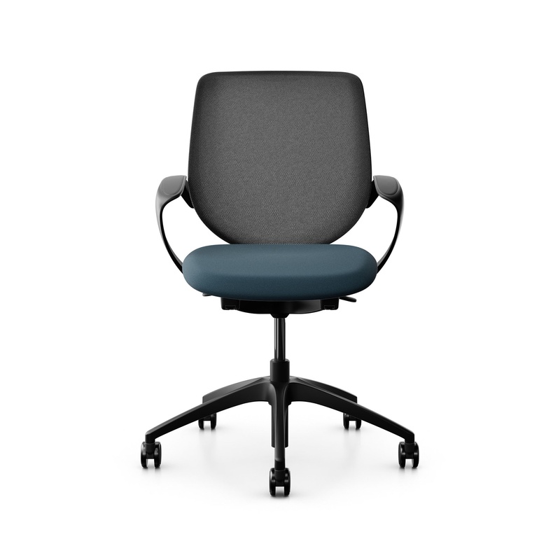 Image of Swivel chair backrest configurable Giroflex 313 with mesh backrest, with fixed armrests Blue/Black, New