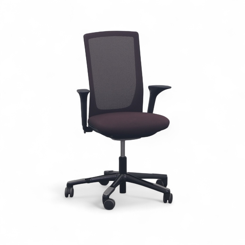 Image of Office swivel chair HAG Futu with 2D armrests, Purple/Black, Normal used, Ergonomic chair - ideal for flexible working