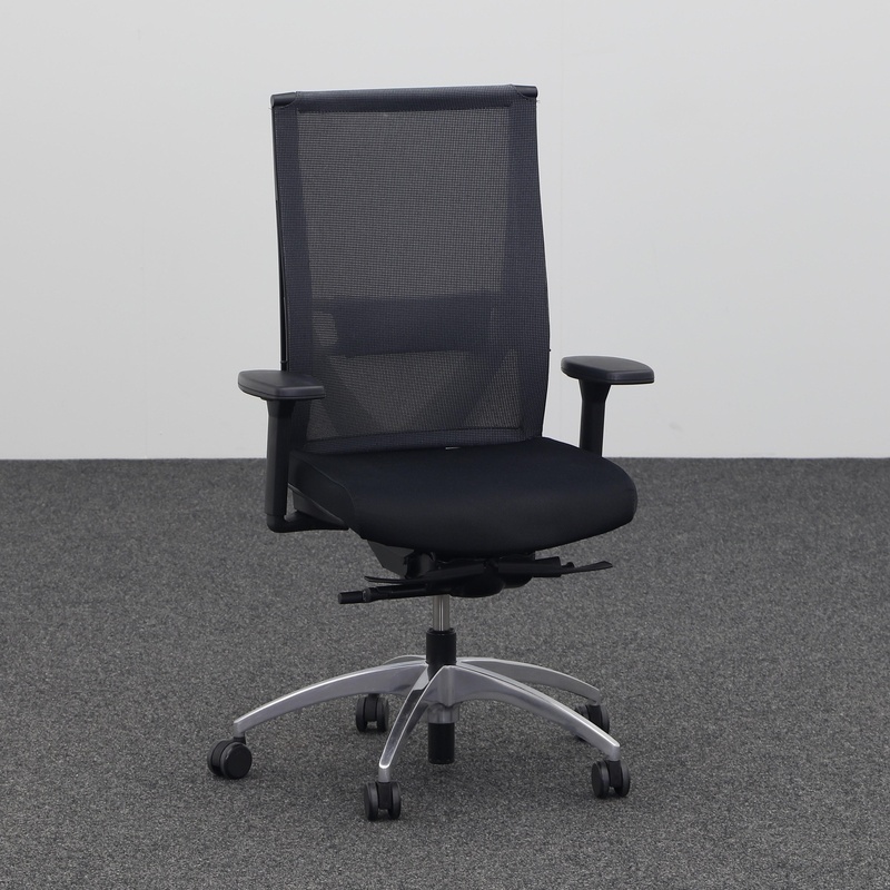 Image of König Neurath Okay office swivel chair with 1D armrests, Black, Normal used, Ergonomic chair - ideal for flexible working