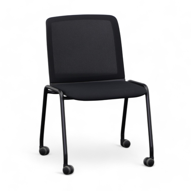 Image of 4-leg conference chair Haworth Comforto Black without armrests, New - Perfect for office and reception