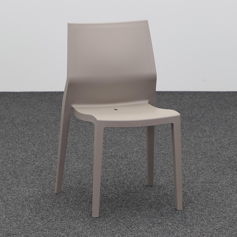 Image of 4-leg chairs IBEBI Hoth Gray without armrests, New - Perfect for office and reception