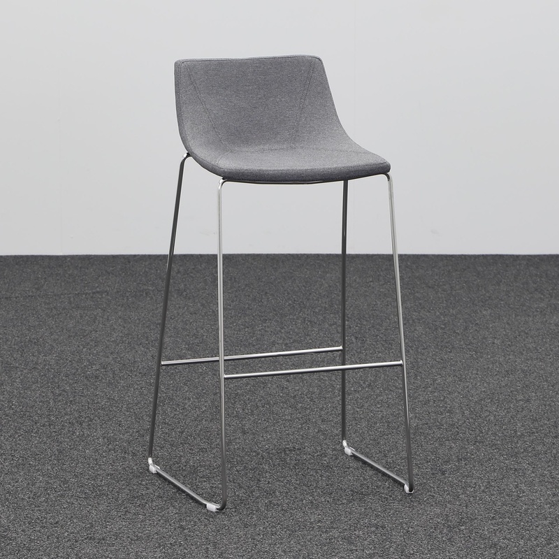 Image of Bar stool Milani Ellipse, Gray without armrests, Very good, Counter stool - Practical & comfortable