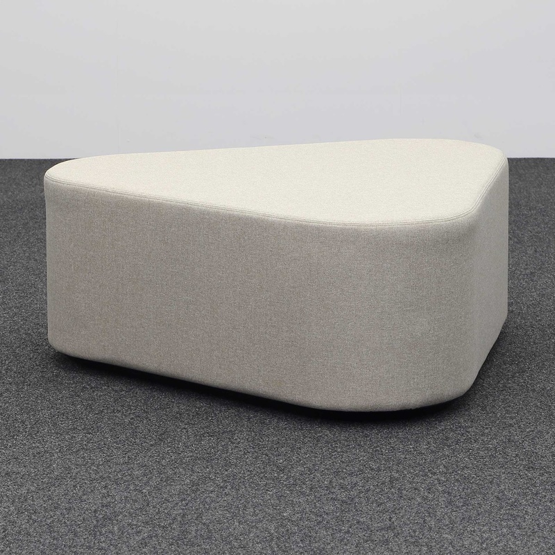 Image of Office stool Mdd Hana, Beige, Very good, Ergonomic - ideal for flexible workstations