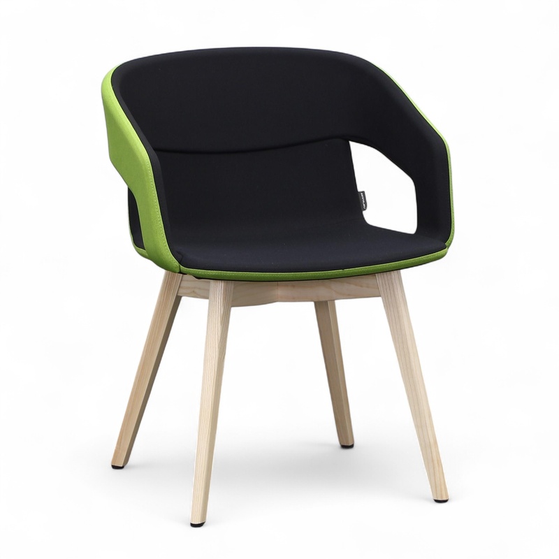 Image of 4-leg chairs Narbutas Twist&Sit Black with fixed armrests, Very good - Perfect for office and reception