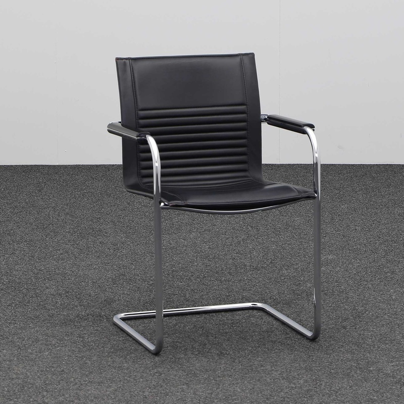 Image of Walter Knoll Art Collection cantilever chair Black with fixed armrests, Free swinging, Good - Perfect for visitors and guests