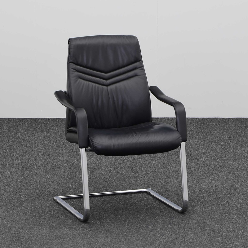 Image of Cantilever Züco Colorado Black with fixed armrests, Free swinging, Normal used - Perfect for visitors and guests