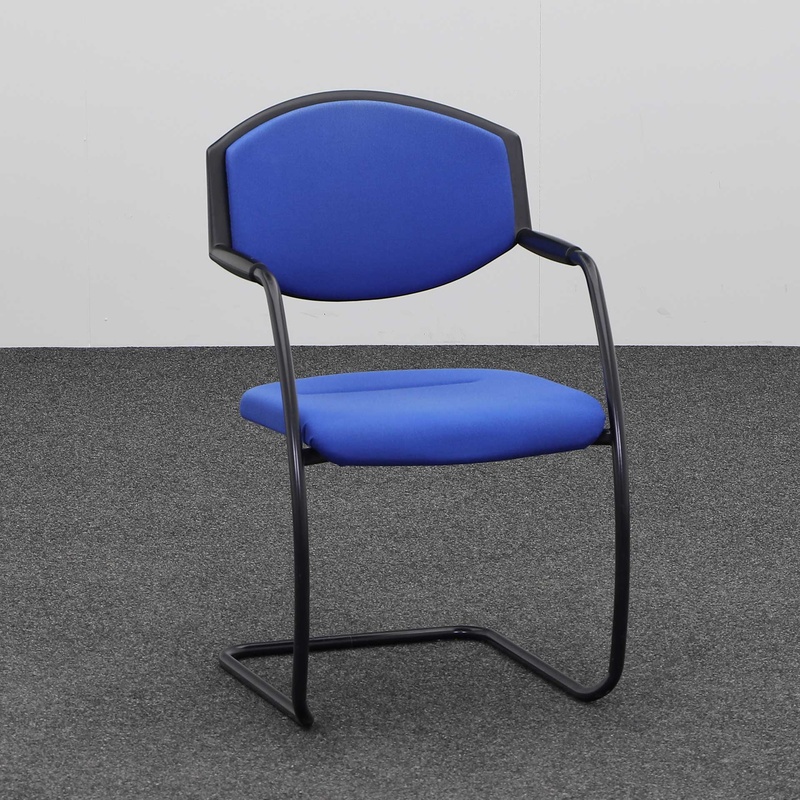 Image of Cantilever Giroflex 16 Blue with fixed armrests, Free swinging, Normal used - Perfect for visitors and guests