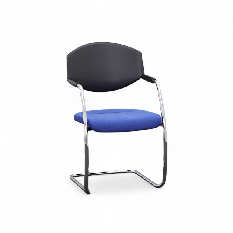 Image of Stackable conference chair Giroflex 16 Blue with fixed armrests, Free swinging, Normal used - Perfect for visitors and guests