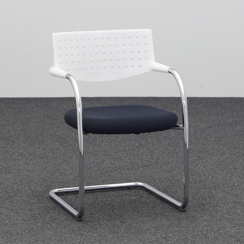 Image of Cantilever Vitra visavis Black with fixed armrests, Free swinging, Normal used - Perfect for visitors and guests