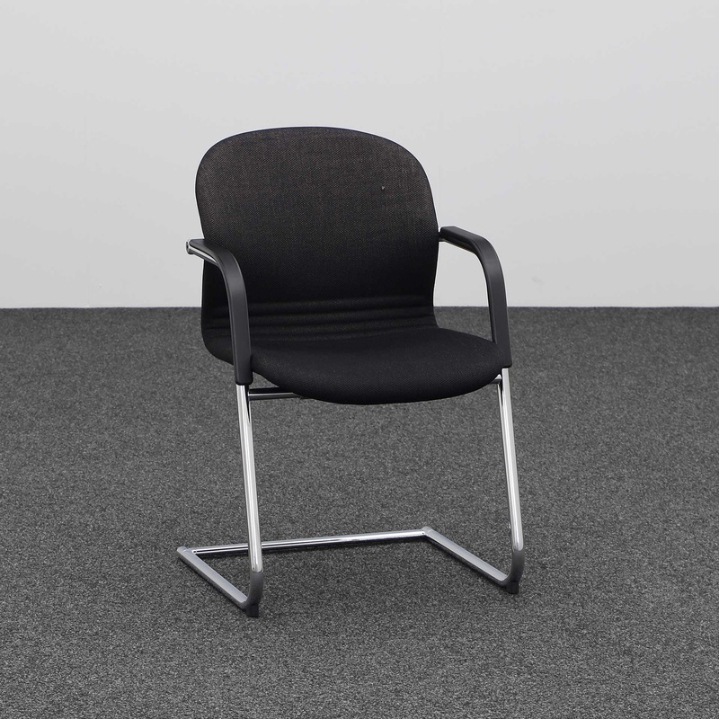 Image of Cantilever Wilkhahn FS Line Black with fixed armrests, Free swinging, Normal used - Perfect for visitors and guests