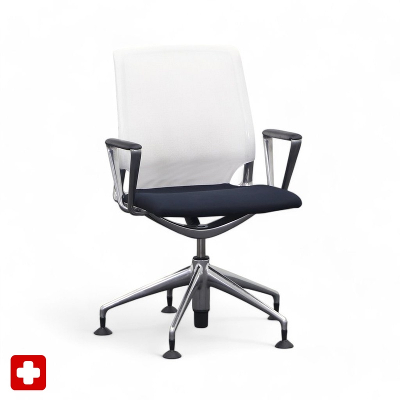 Image of Conference chairs Vitra Meda Chair Black with fixed armrests, Normal used - Robust & stylish