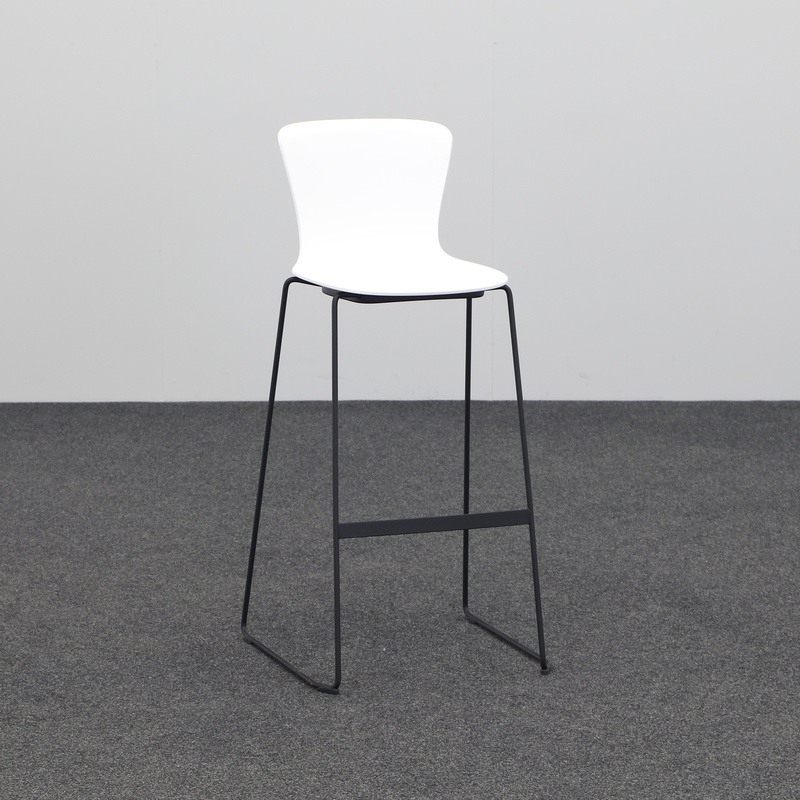 Image of Sedus se:spot skid High bar stool, White without armrests, Good, Counter stool - Practical & comfortable