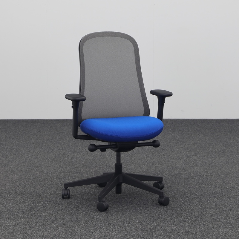 Image of Office swivel chair Herman Miller Lino with 1D armrests, Blue, Good, Ergonomic chair - ideal for flexible working