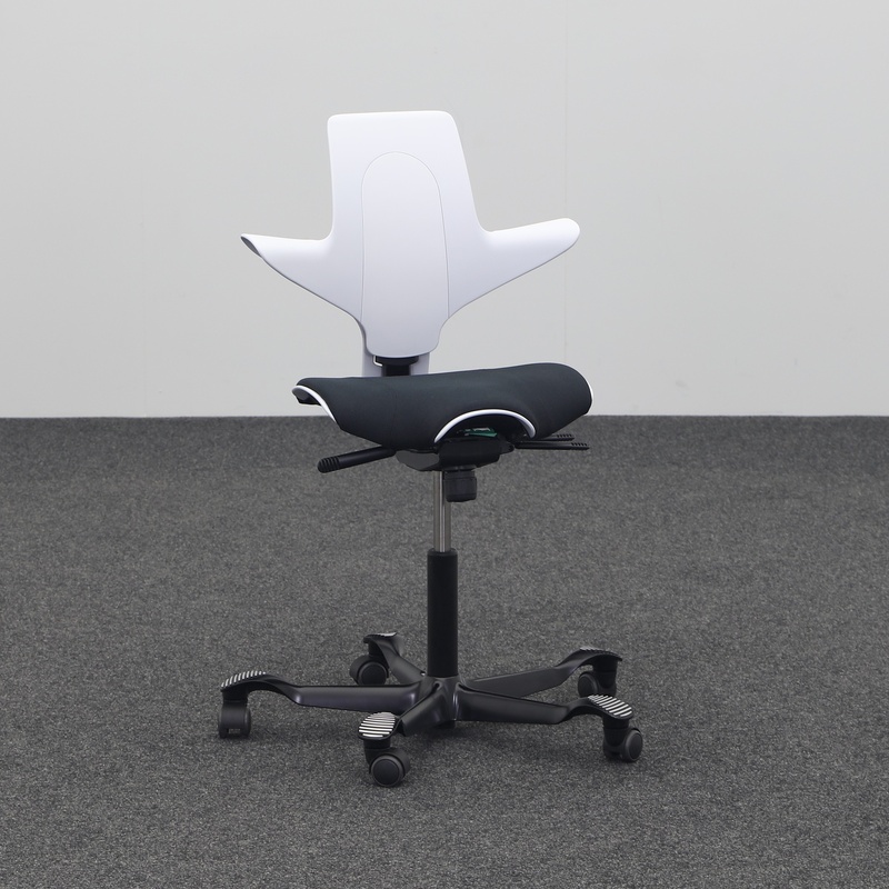 Image of HAG Capisco 8020 office swivel chair without armrests, White, Good, Ergonomic chair - ideal for flexible working