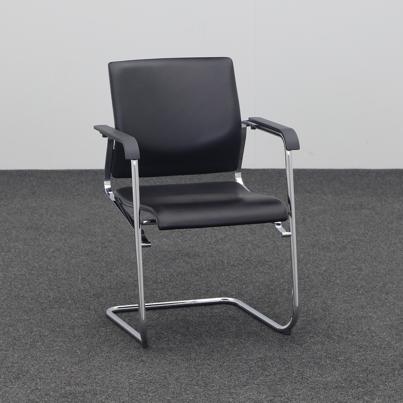 Image of Cantilever Wilkhahn Sito Black with fixed armrests, Free swinging, Normal used - Perfect for visitors and guests