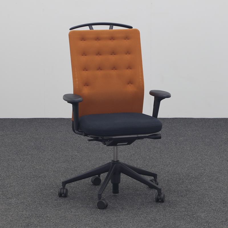 Image of Vitra office chair ID Trim with armrests with 2D armrests, Ochre/Anthracite, Normal used, Ergonomic chair - ideal for flexible working