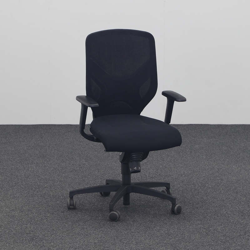 Image of Office swivel chair Wilkhahn IN with 3D armrests, Black/Black, Normal used, Ergonomic chair - ideal for flexible working