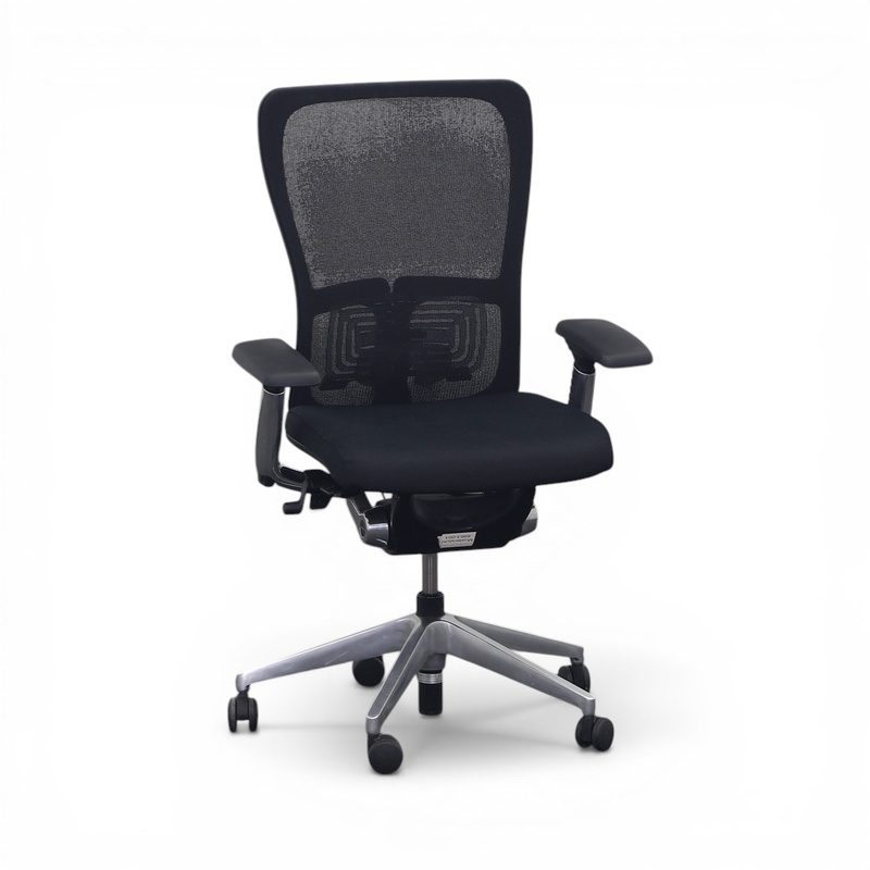 Image of Haworth Comforto Zody swivel chair with 3D armrests, Black/Chrome-plated, Normal used, Ergonomic chair - ideal for flexible working