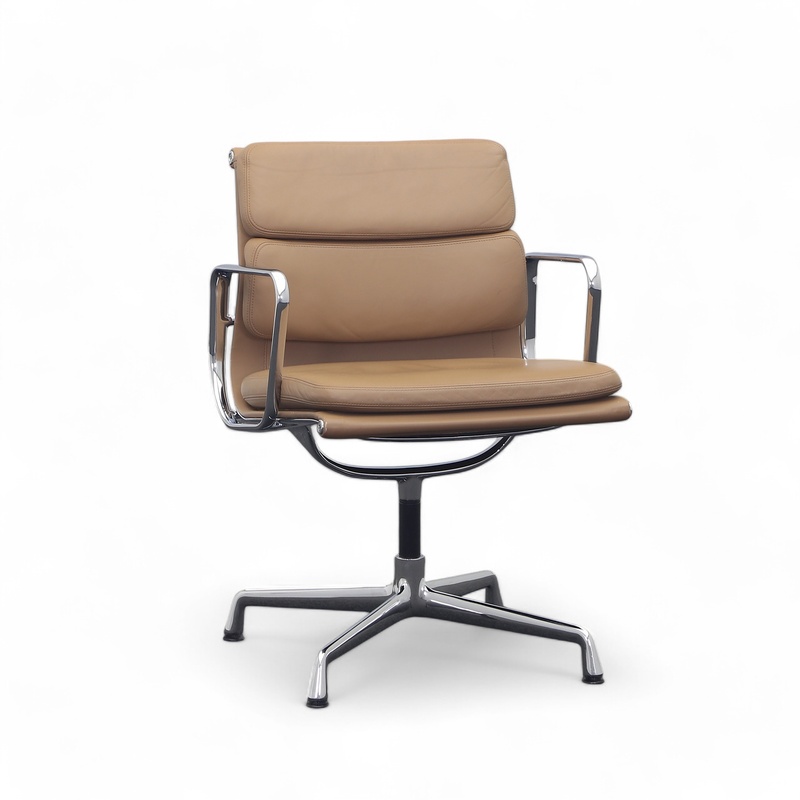 Image of Vitra Soft Pad Chair EA 208 Beige/Chrome-plated with fixed armrests, Good - Perfect for office and reception