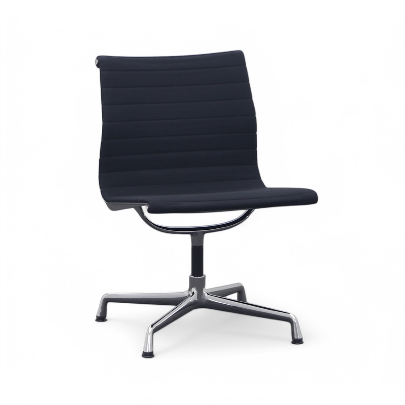 Image of Vitra EA 108 conference chair Black without armrests, Good - Robust & stylish