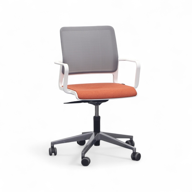 Image of Conference chair Sitag SitagXilium Mesh with fixed armrests, Orange/Chrome-plated, Normal used - Ergonomic & height-adjustable