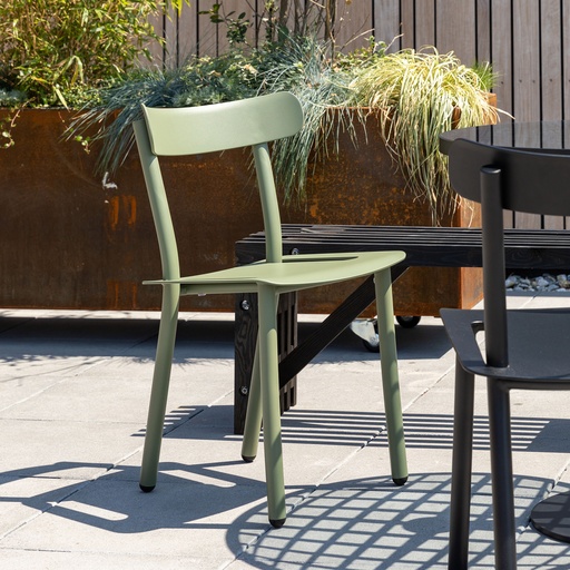 Outdoor Stuhl Zuiver Friday