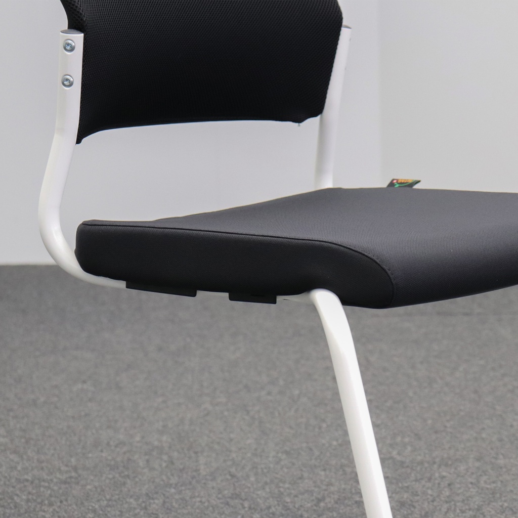 Freischwinger Sitag EL100