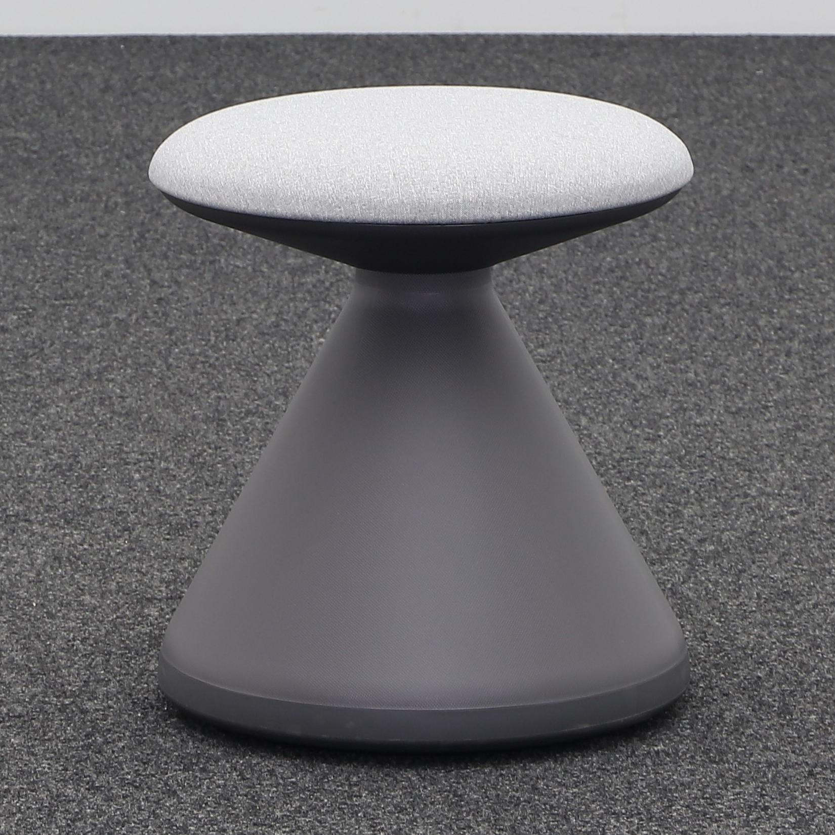 Sgabello da ufficio Milani Fungus, Grigio, Nuovo, Ergonomico - ideale per postazioni di lavoro flessibili